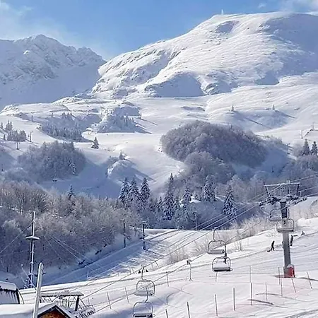 Mountain Hikers Luxury Retreat In Сasa de vacaciones